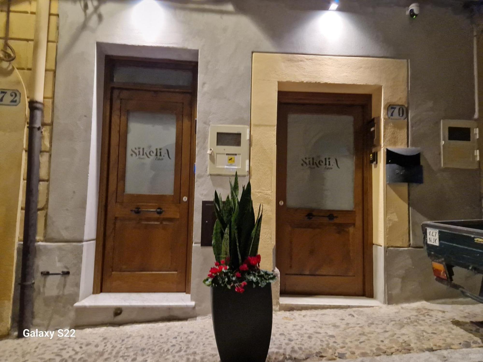 Sikelia House تْشيفالو المظهر الخارجي الصورة