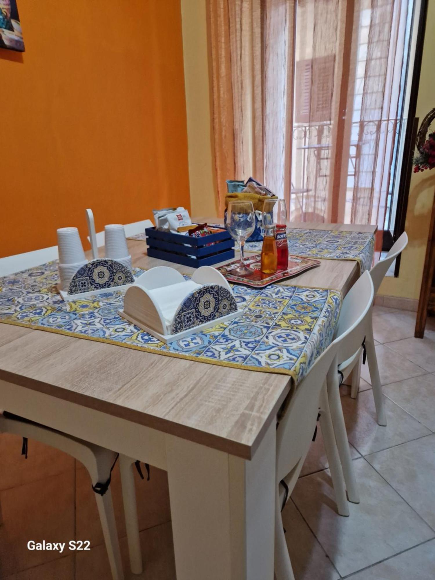 Sikelia House تْشيفالو المظهر الخارجي الصورة