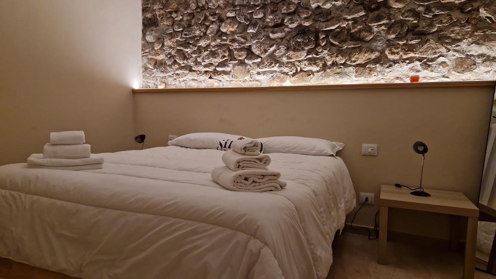 Sikelia House تْشيفالو المظهر الخارجي الصورة